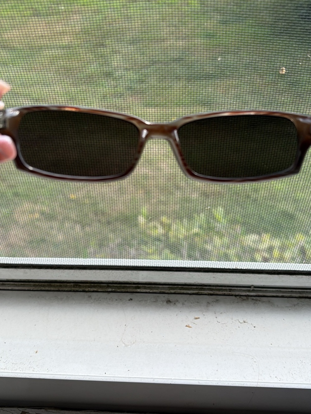 Maui Jim Sunglasses - Picture 4 of 7